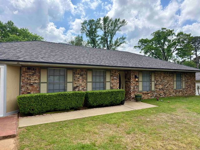 1310 Colgate Dr., Longview, TX 75601