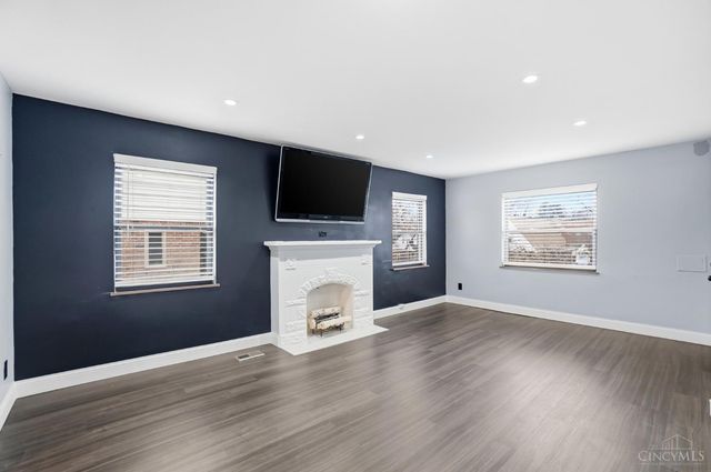 4915 Heuwerth Avenue, Cincinnati, OH 45238