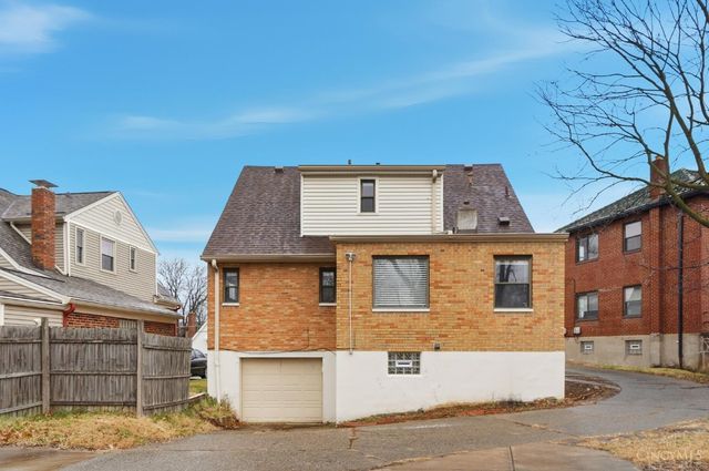 4915 Heuwerth Avenue, Cincinnati, OH 45238