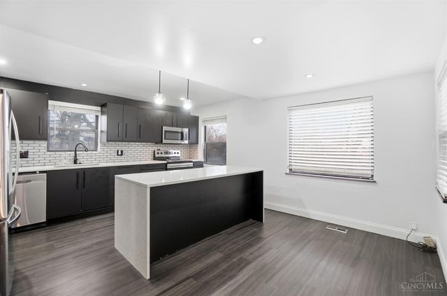 4915 Heuwerth Avenue, Cincinnati, OH 45238