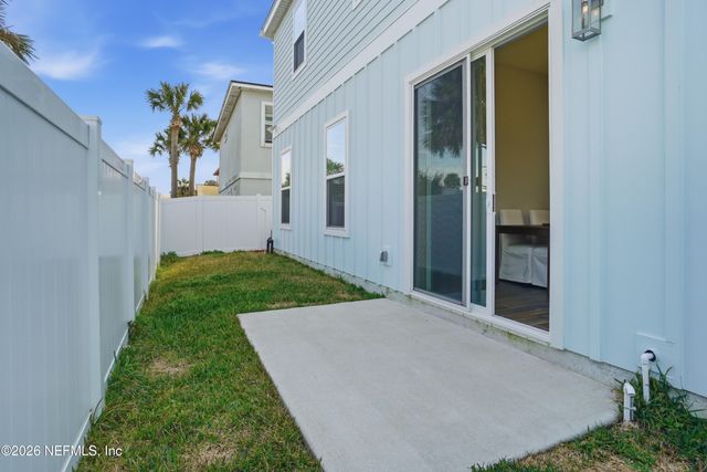 673 6TH Avenue S, Jacksonville Beach, FL 32250