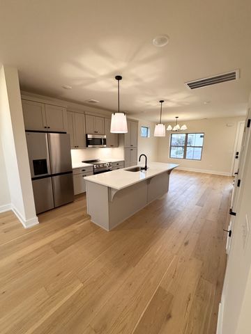 145 Whitsett Rd Apt 1, Nashville, TN 37210