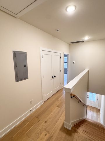 145 Whitsett Rd Apt 1, Nashville, TN 37210