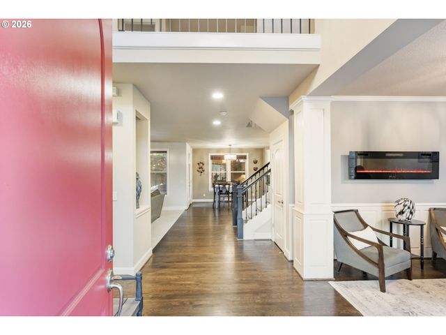 7175 Sw HAMMOND Ter, Beaverton, OR 97007