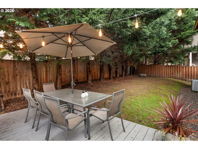 7175 Sw HAMMOND Ter, Beaverton, OR 97007