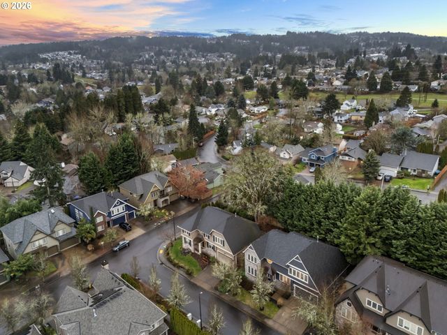 7175 Sw HAMMOND Ter, Beaverton, OR 97007