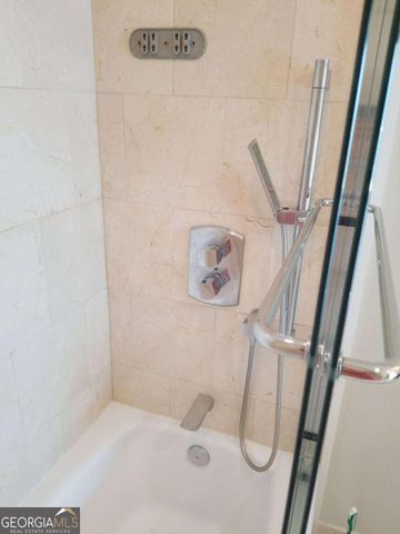 3325 Piedmont Road NE 1708, Atlanta, GA 30305