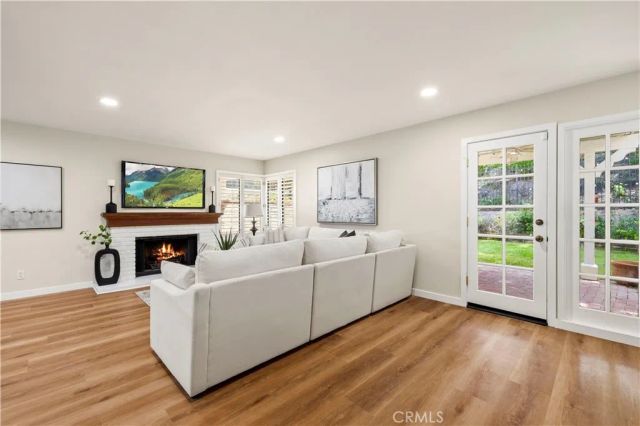 24103 Clearbank Lane, Newhall, CA 91321