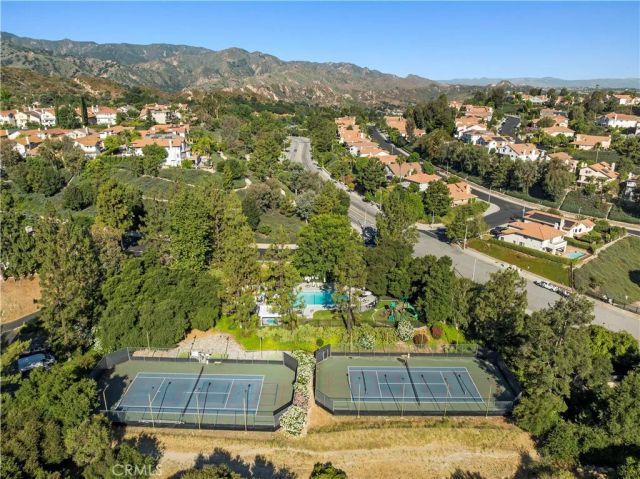 24103 Clearbank Lane, Newhall, CA 91321