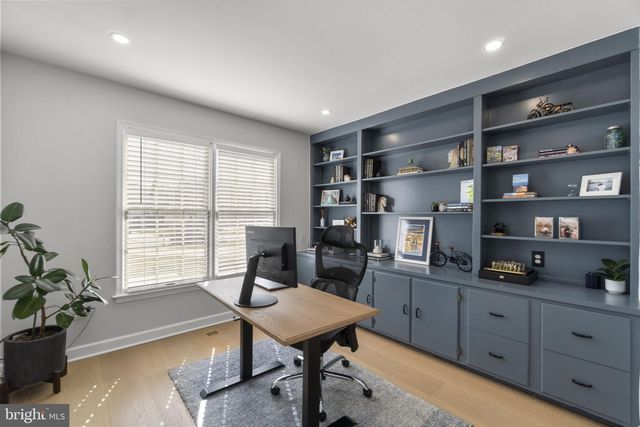 10202 SUNWAY TER, Ellicott City, MD 21042