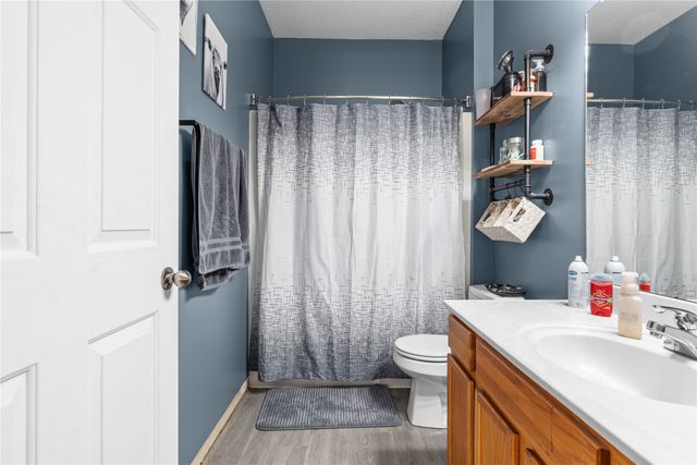 1320 SE Florence Drive 5L, Waukee, IA 50263