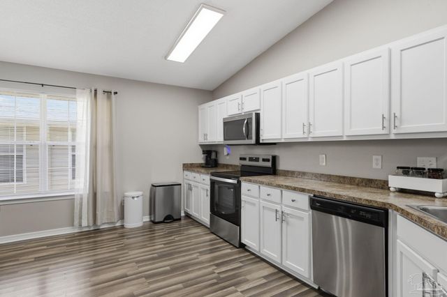10486 Millbrook Dr, Pensacola, FL 32534
