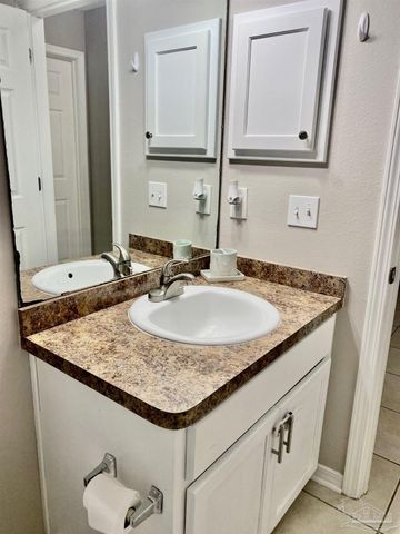 10486 Millbrook Dr, Pensacola, FL 32534