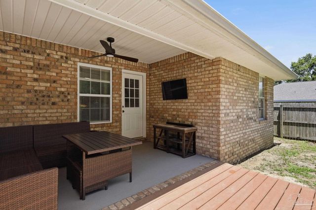 10486 Millbrook Dr, Pensacola, FL 32534