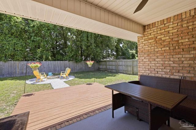 10486 Millbrook Dr, Pensacola, FL 32534