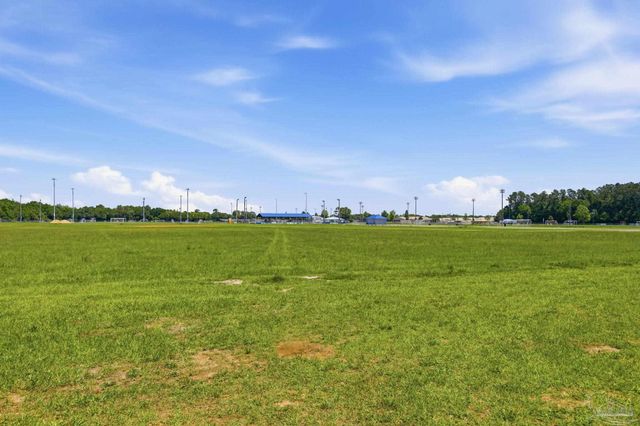 10486 Millbrook Dr, Pensacola, FL 32534