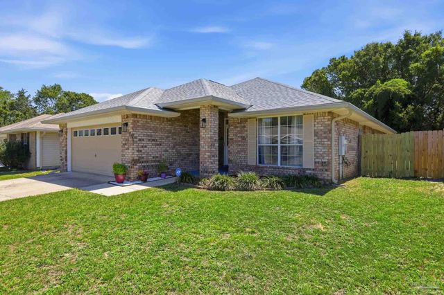 10486 Millbrook Dr, Pensacola, FL 32534