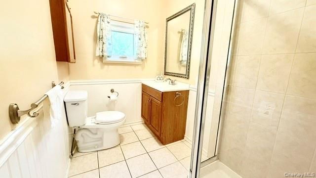 37 Hampton Avenue, Mastic, NY 11950