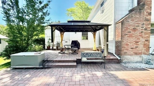 37 Hampton Avenue, Mastic, NY 11950