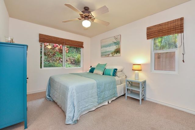 14 Fern Pl, Lahaina, HI 96761