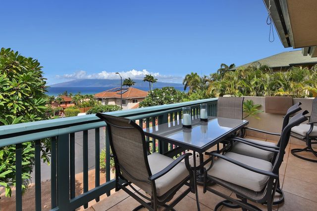 14 Fern Pl, Lahaina, HI 96761