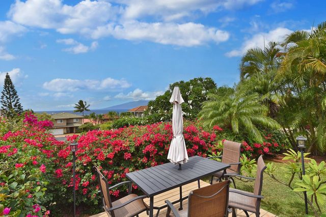 14 Fern Pl, Lahaina, HI 96761