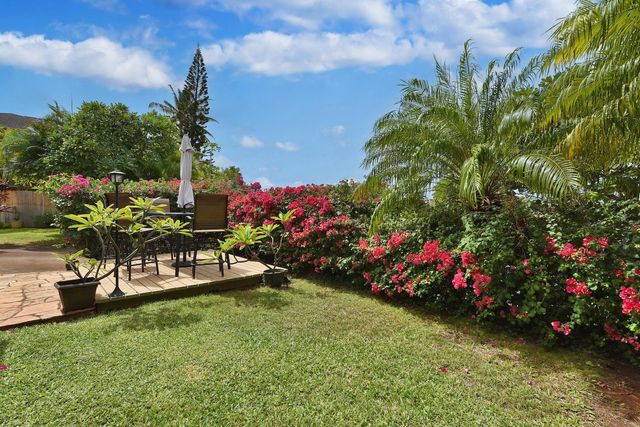 14 Fern Pl, Lahaina, HI 96761