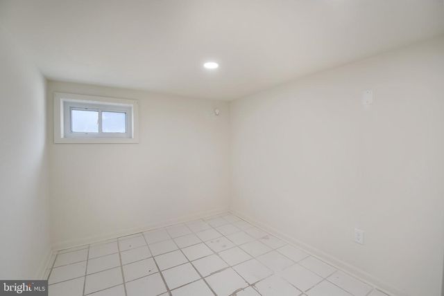 714 SURREY LN, Glenolden, PA 19036