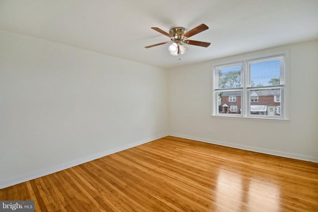 714 SURREY LN, Glenolden, PA 19036