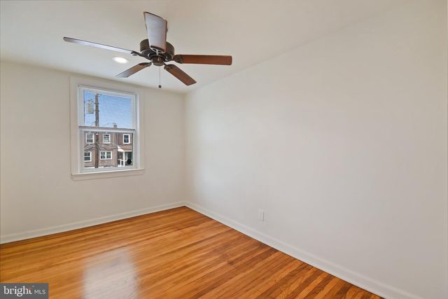 714 SURREY LN, Glenolden, PA 19036