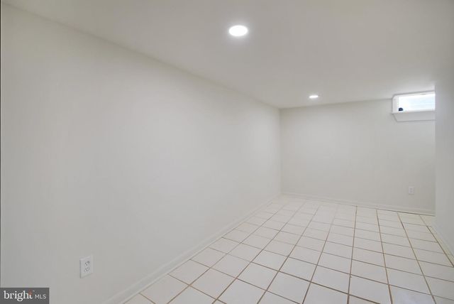 714 SURREY LN, Glenolden, PA 19036