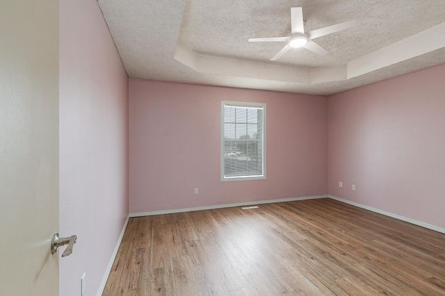 716 Daniel Lane, Willard, MO 65781