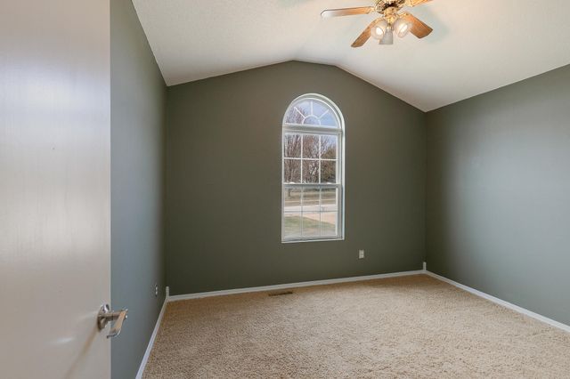 716 Daniel Lane, Willard, MO 65781