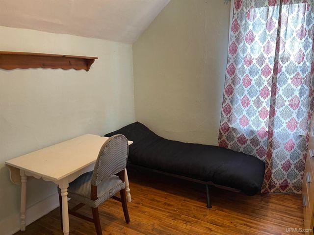 87 Wisconsin Avenue, Montreal, WI 54550