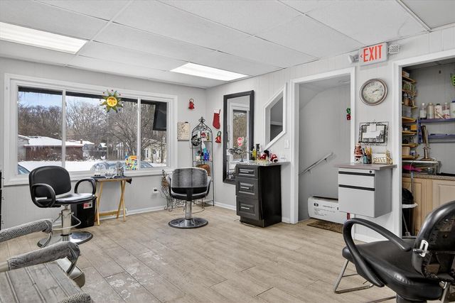 7045 Cooley Lake Road, West Bloomfield, MI 48324