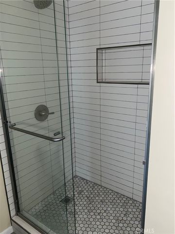 619 E Lemon 1, Monrovia, CA 91016