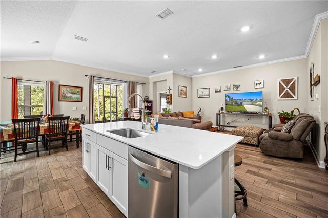 14 LUMBER JACK TRAIL, Palm Coast, FL 32137