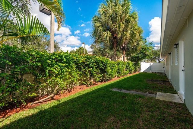 1017 NE 14th Avenue, Fort Lauderdale, FL 33304