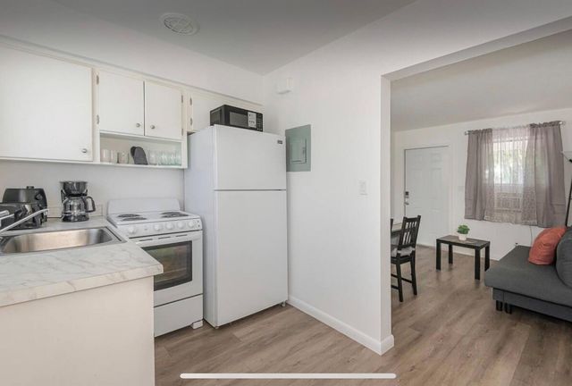 1017 NE 14th Avenue, Fort Lauderdale, FL 33304