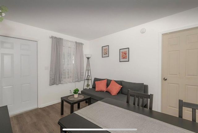 1017 NE 14th Avenue, Fort Lauderdale, FL 33304