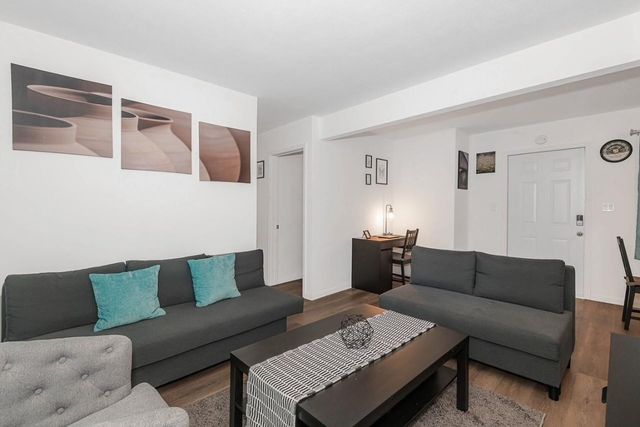 1017 NE 14th Avenue, Fort Lauderdale, FL 33304