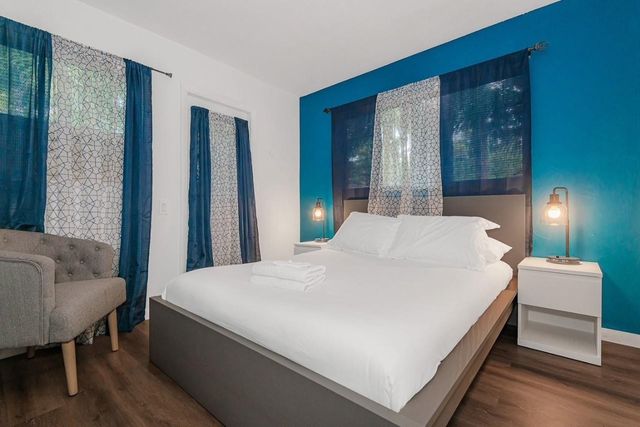 1017 NE 14th Avenue, Fort Lauderdale, FL 33304