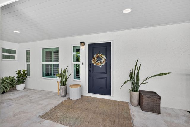 4628 SQUARE LAKE Drive, Palm Beach Gardens, FL 33418
