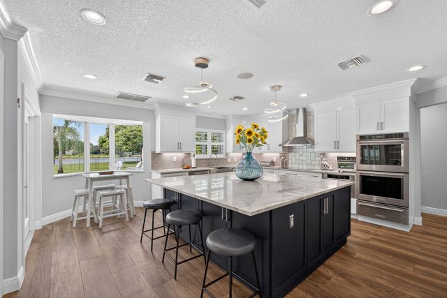 4628 SQUARE LAKE Drive, Palm Beach Gardens, FL 33418