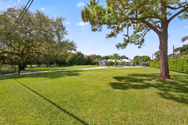 4628 SQUARE LAKE Drive, Palm Beach Gardens, FL 33418