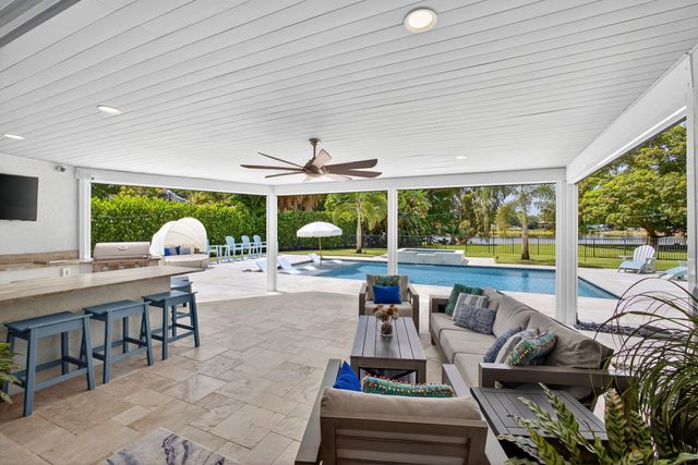 4628 SQUARE LAKE Drive, Palm Beach Gardens, FL 33418