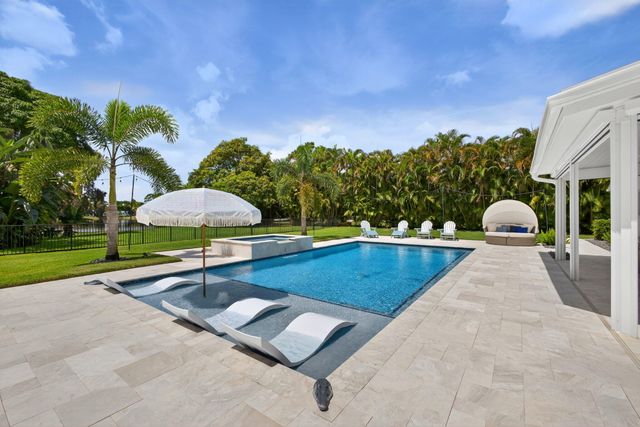 4628 SQUARE LAKE Drive, Palm Beach Gardens, FL 33418