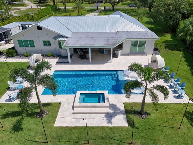4628 SQUARE LAKE Drive, Palm Beach Gardens, FL 33418