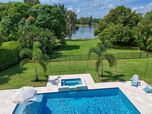 4628 SQUARE LAKE Drive, Palm Beach Gardens, FL 33418