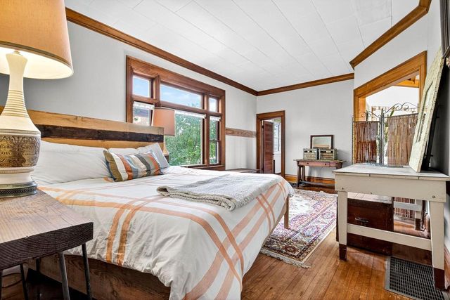 419 S CHURCH STREET, Neenah, WI 54956